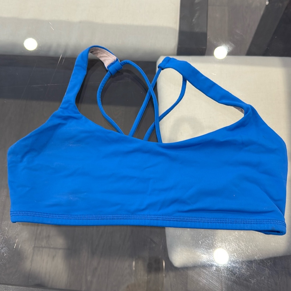 Lululemon sports bra